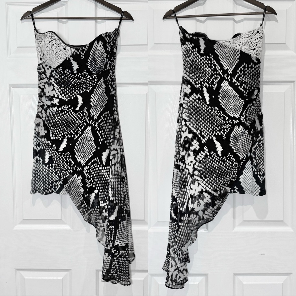 Y2K Bebe Black and White Asymmetrical Dress S